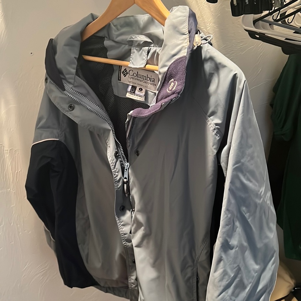 Columbia Rain coat